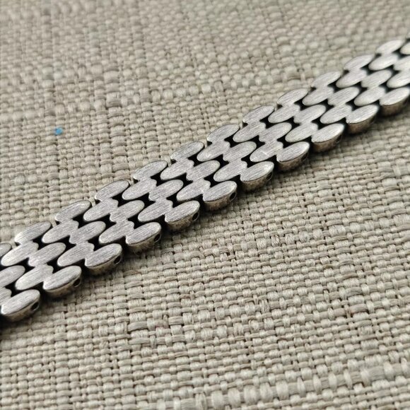 Elgin Bracelet Black Tone Chain Gold Tone small crystal Accent Size 6.5 inches - Picture 9 of 11